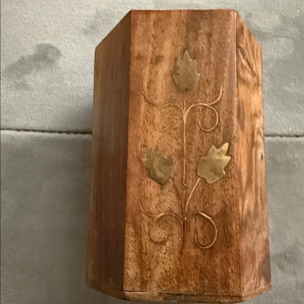 Vintage Boho Carved Wood and Inlaid Sheesham  Pencil Holder T22